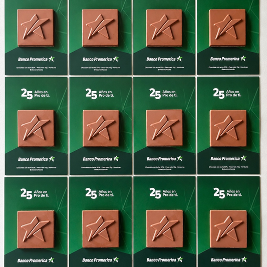 Tarjeta + 1 chocolate personalizado en alto relieve
