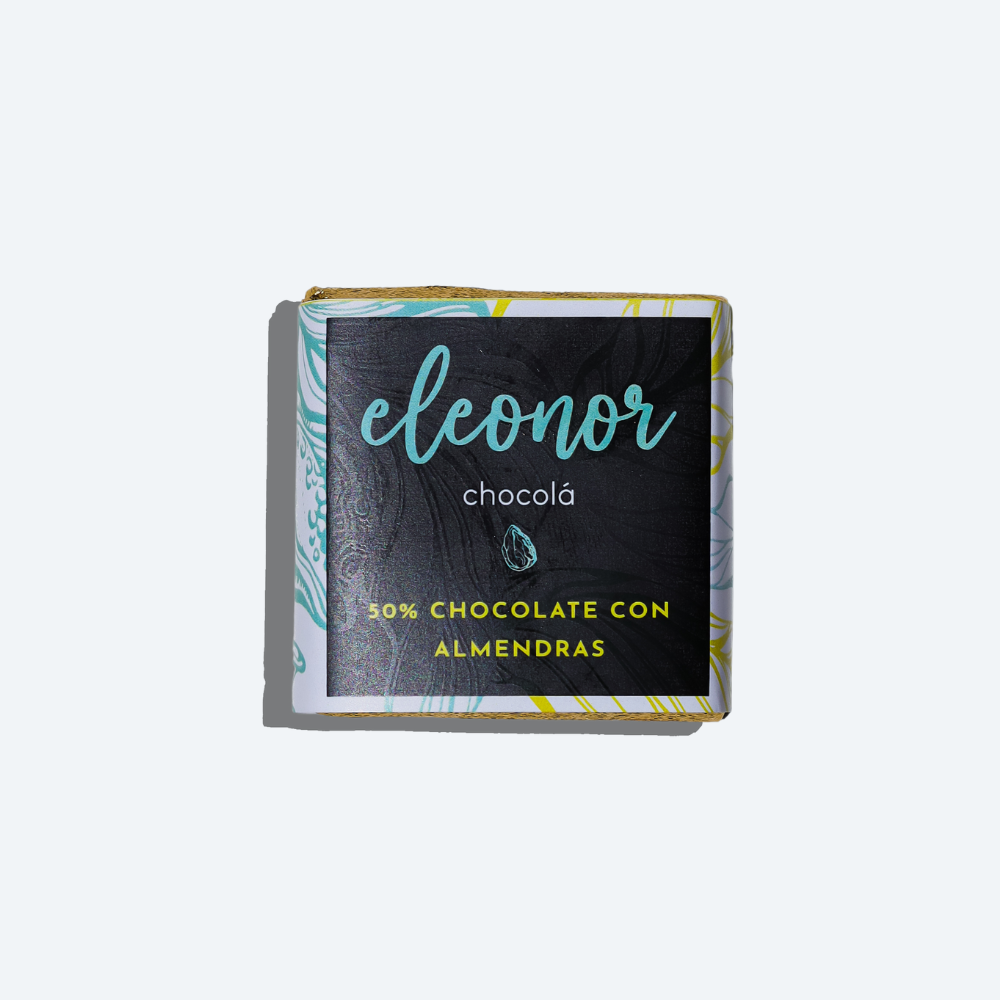 Mini chocolate con leche y almendras 50%