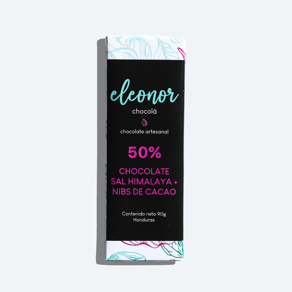 Chocolate con leche, sal del himalaya y nibs de cacao 50%